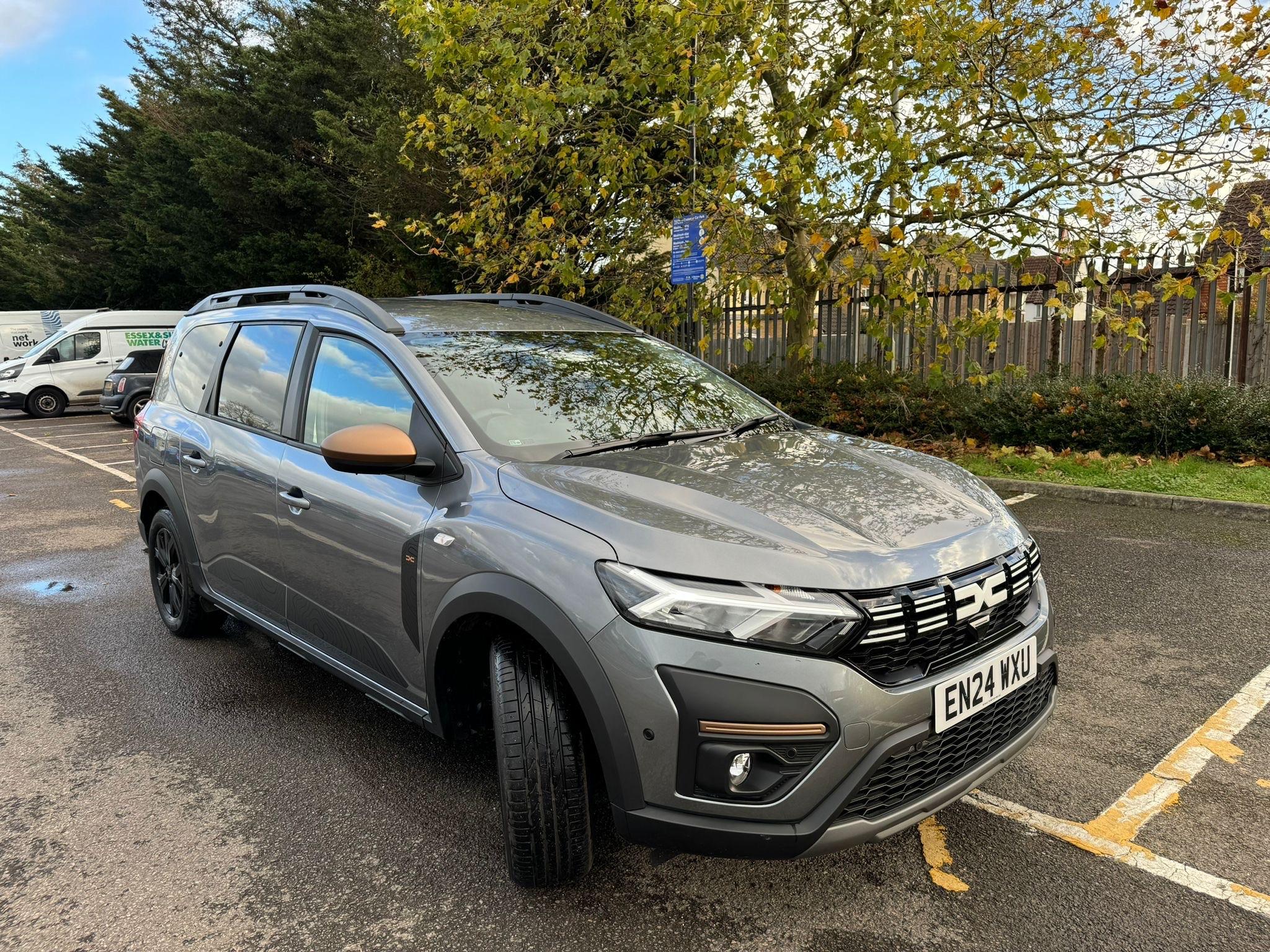 Main listing image - Dacia Jogger