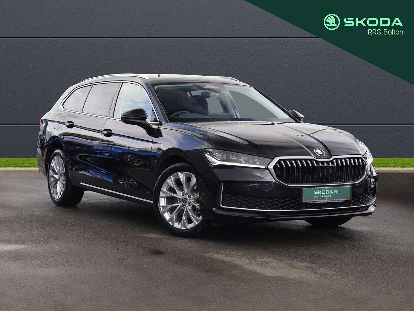 Main listing image - Skoda Superb Estate