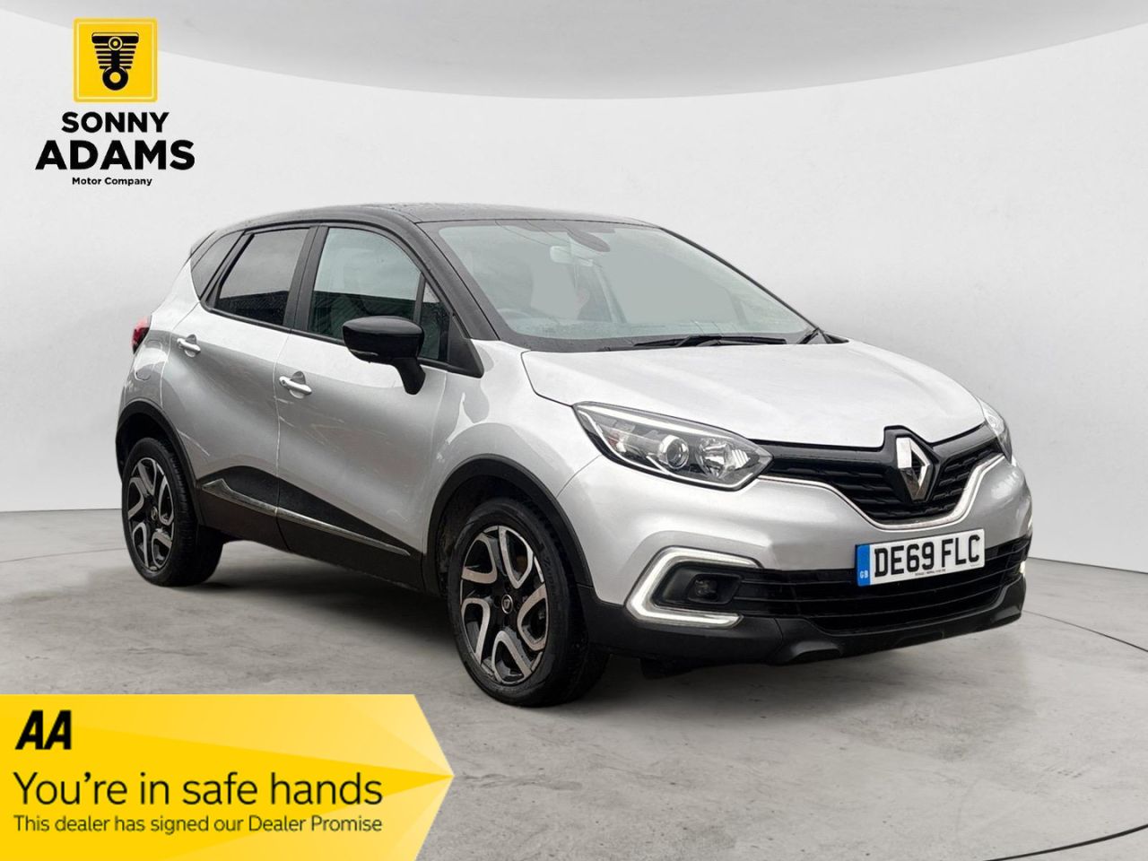 Main listing image - Renault Captur