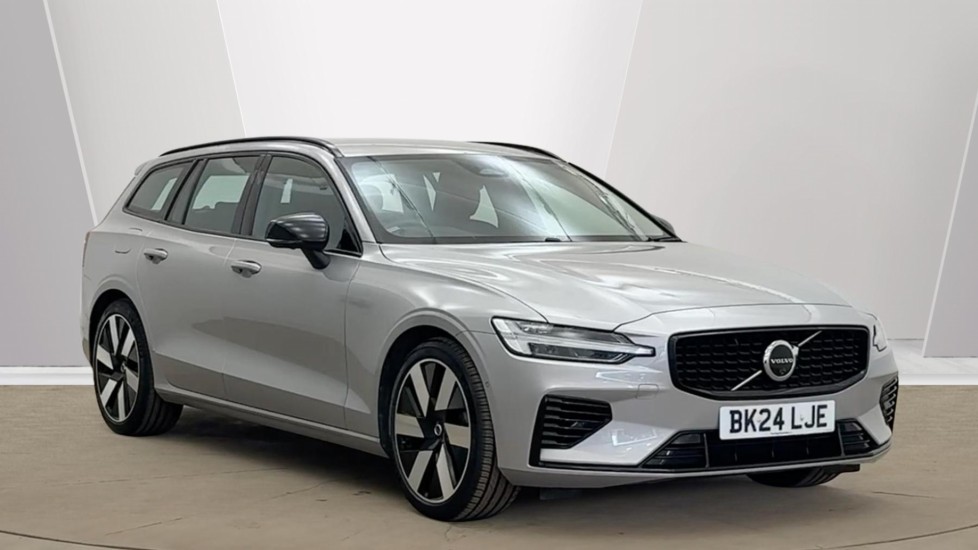Main listing image - Volvo V60