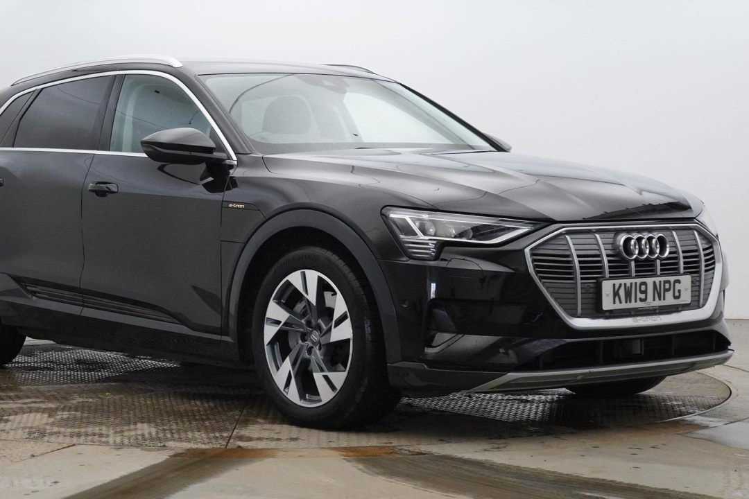 Main listing image - Audi e-tron