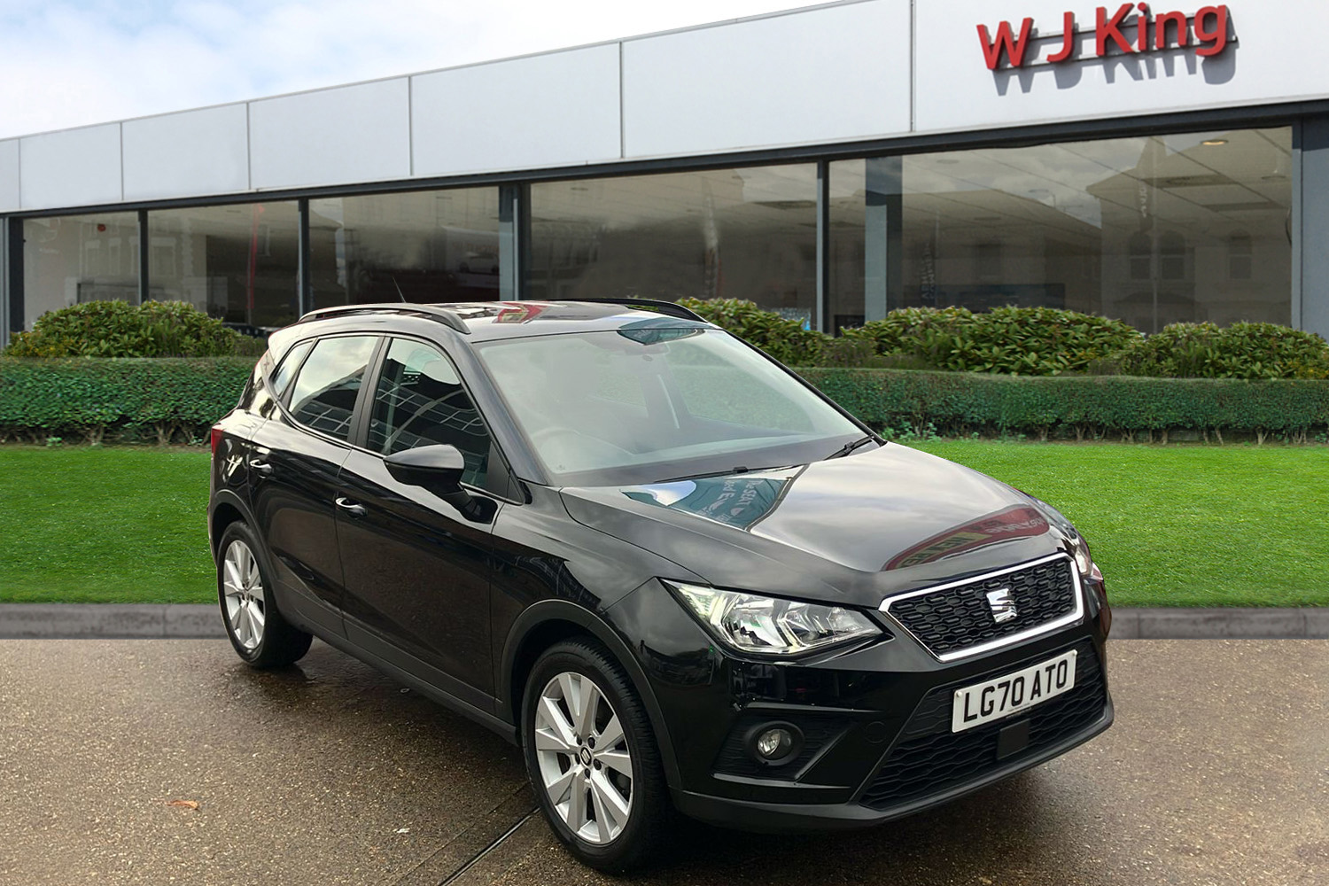 Main listing image - SEAT Arona