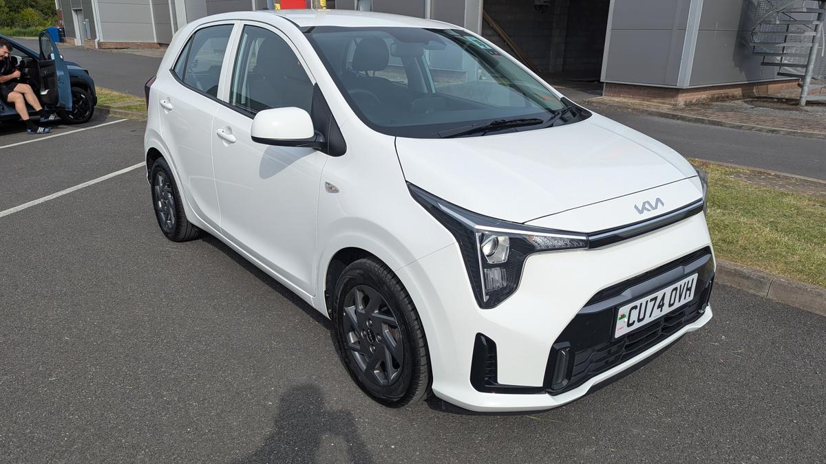 Main listing image - Kia Picanto