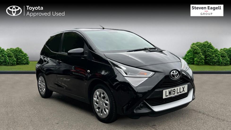 Main listing image - Toyota Aygo