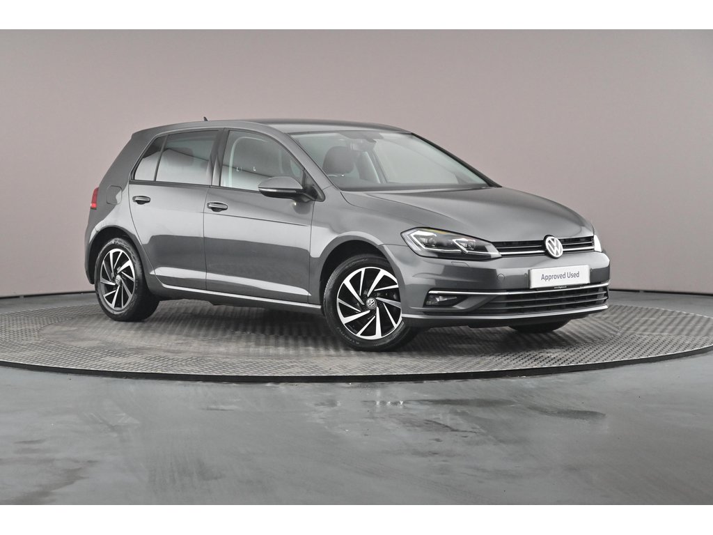 Main listing image - Volkswagen Golf