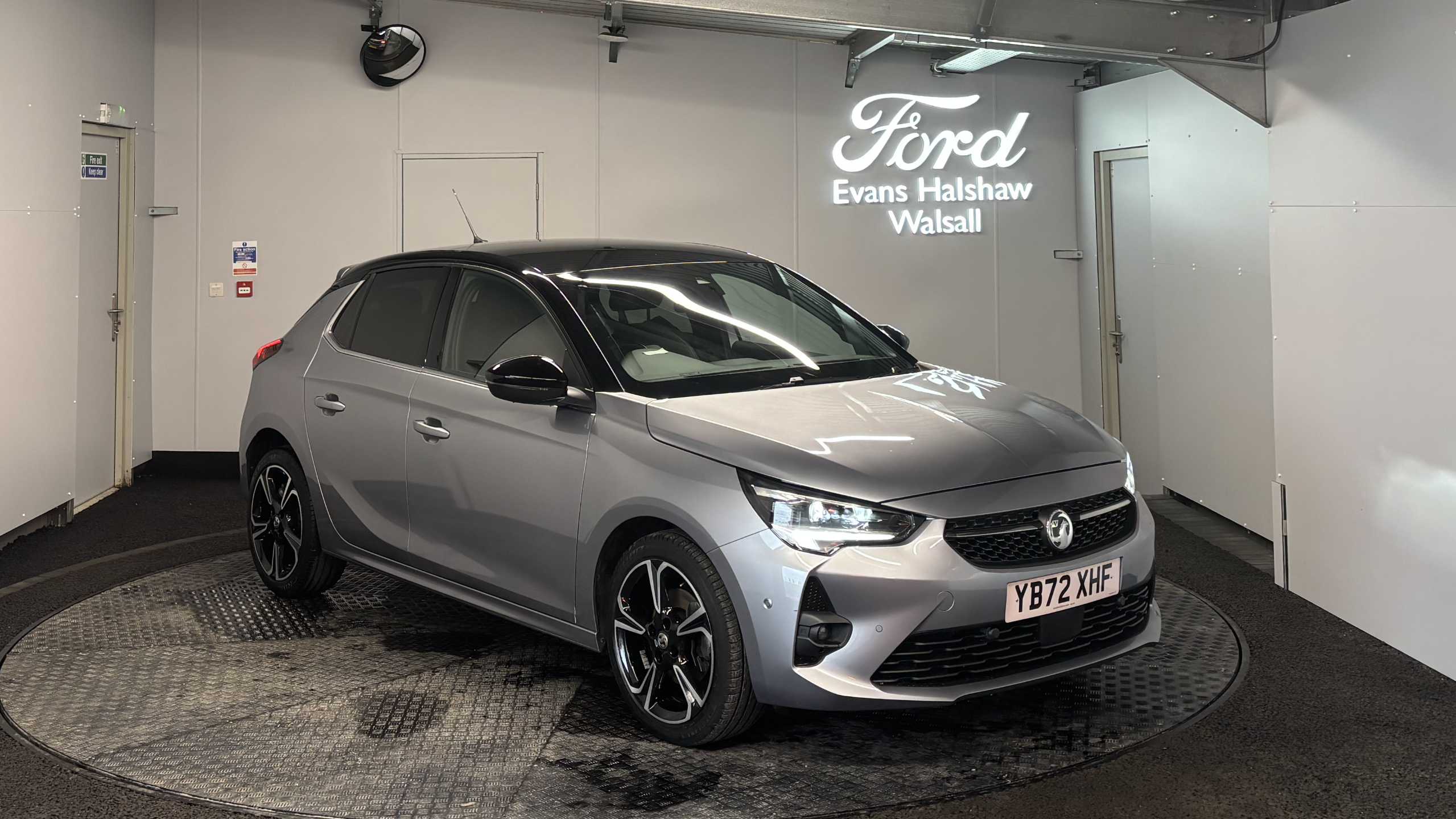 Main listing image - Vauxhall Corsa