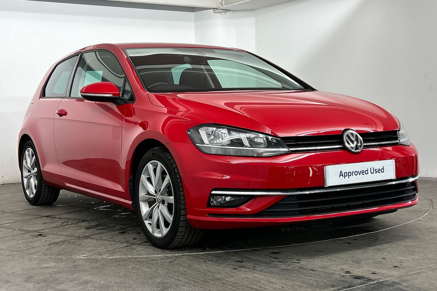 Main listing image - Volkswagen Golf