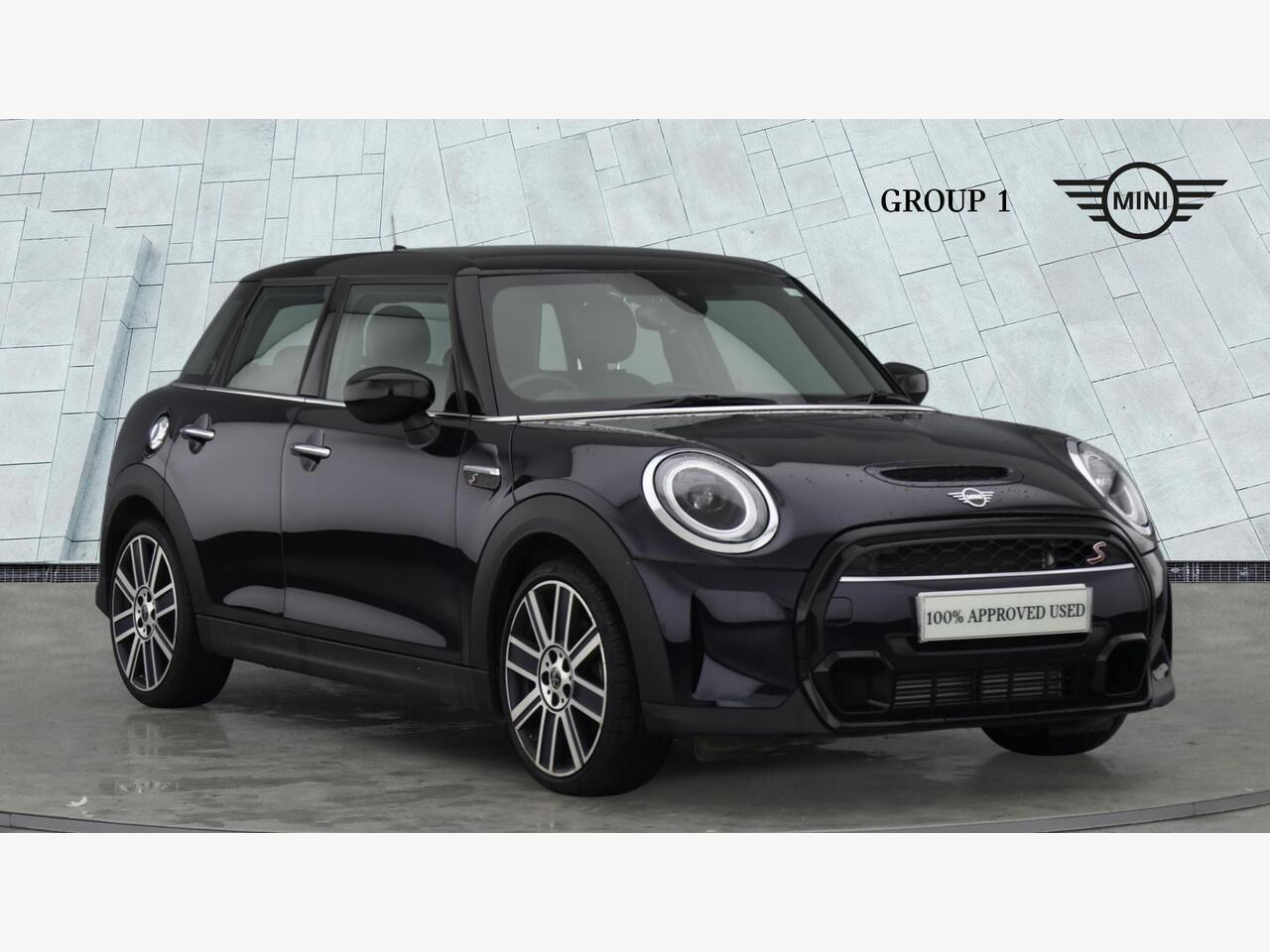 Main listing image - MINI Hatchback 5dr