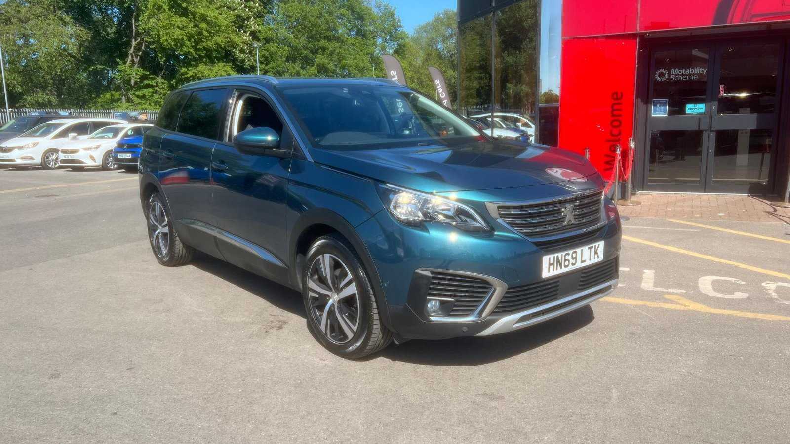 Main listing image - Peugeot 5008