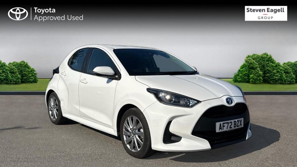 Main listing image - Toyota Yaris