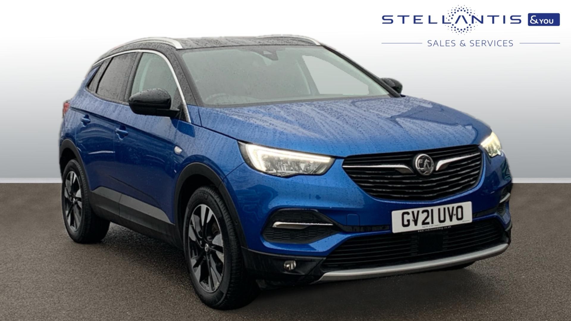 Main listing image - Vauxhall Grandland X