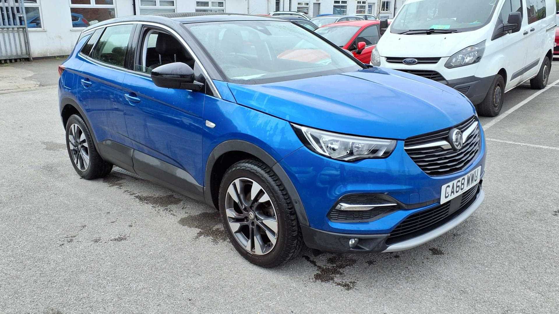 Main listing image - Vauxhall Grandland X