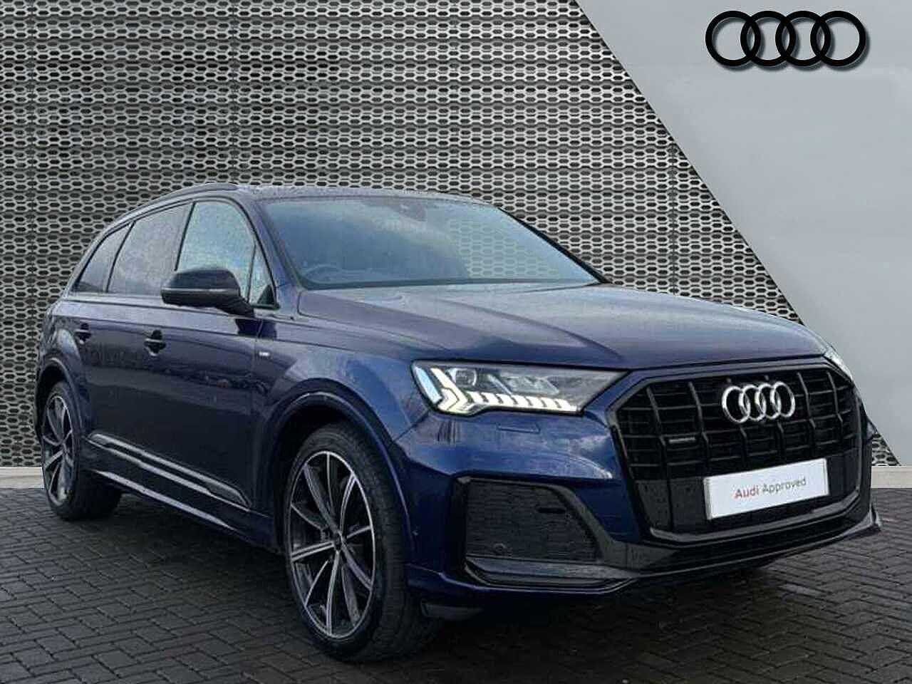 Main listing image - Audi Q7