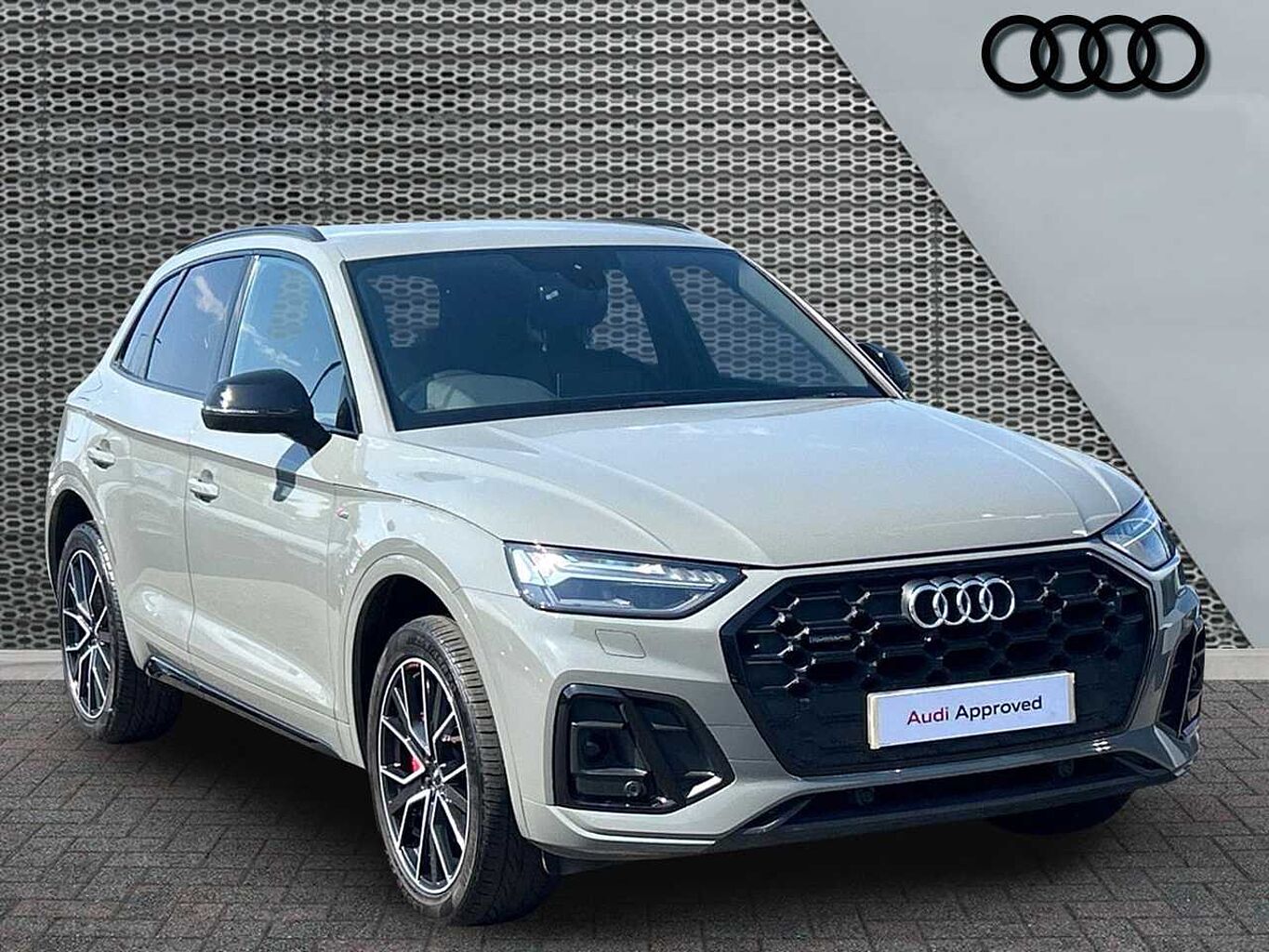 Main listing image - Audi Q5