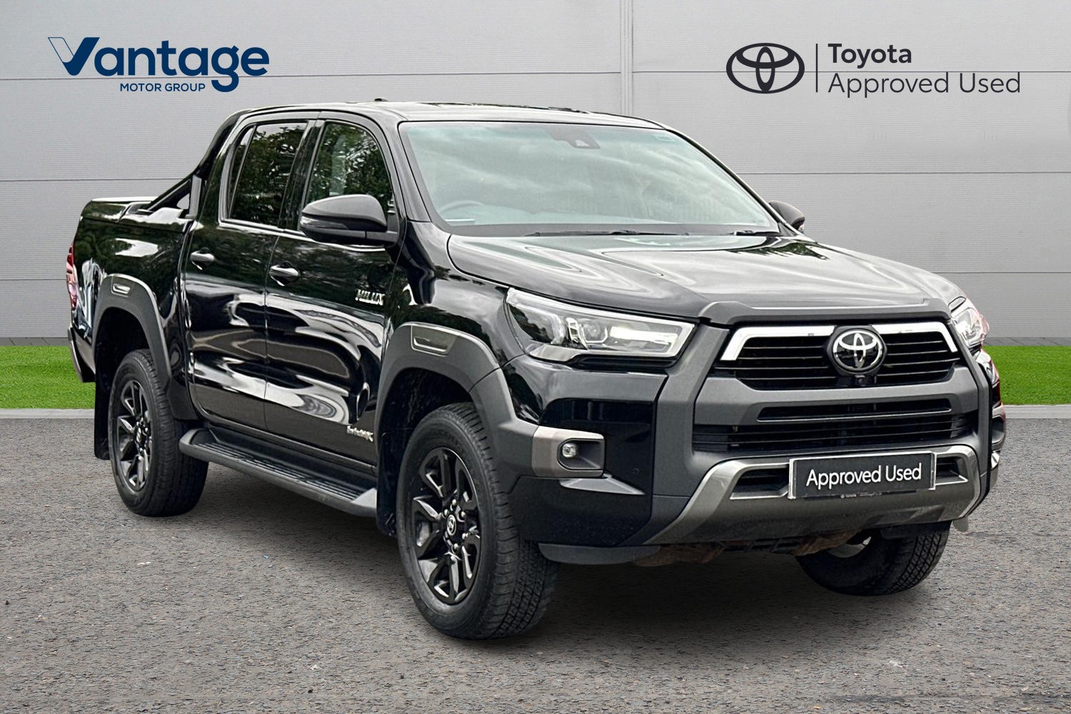 Main listing image - Toyota Hilux