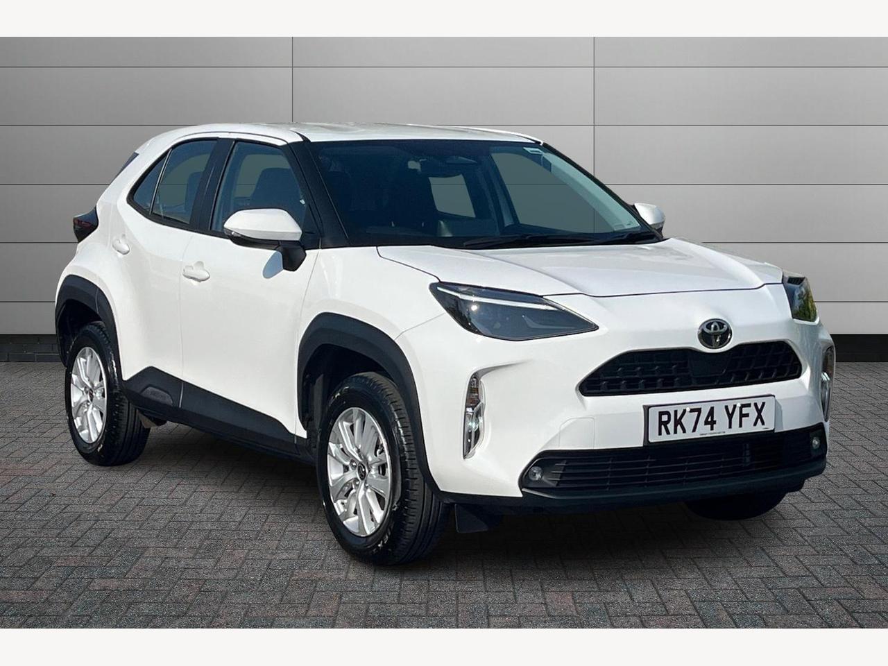 Main listing image - Toyota Yaris Cross