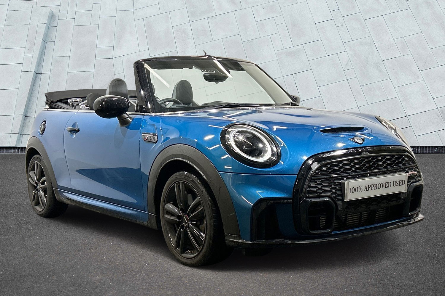 Main listing image - MINI Convertible