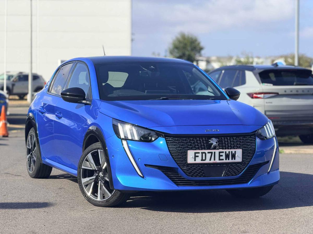 Main listing image - Peugeot 208