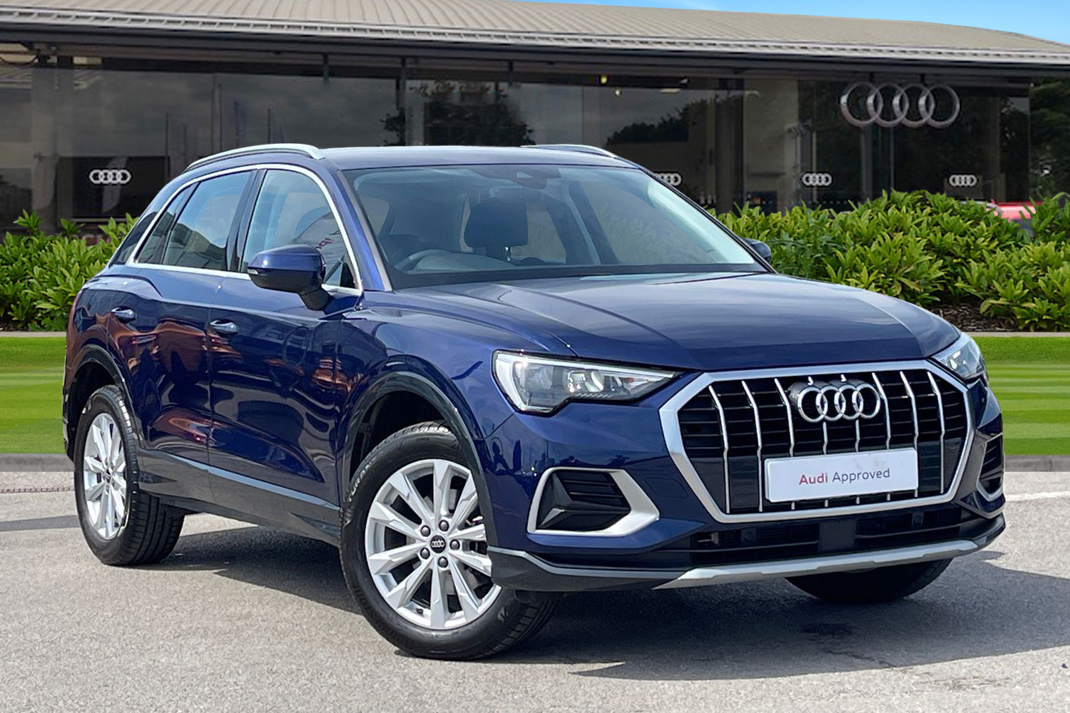 Main listing image - Audi Q3