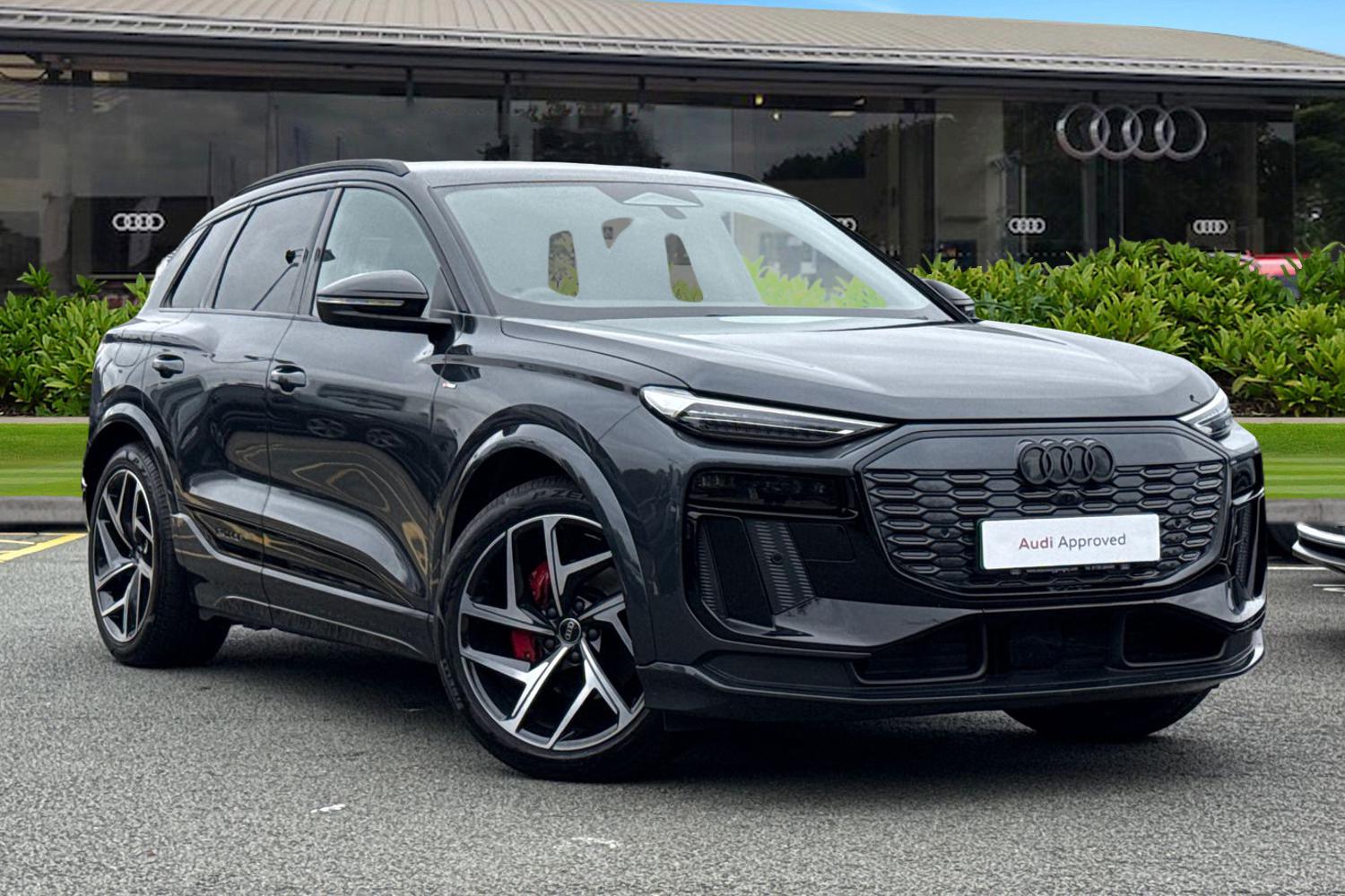 Main listing image - Audi Q6 e-tron