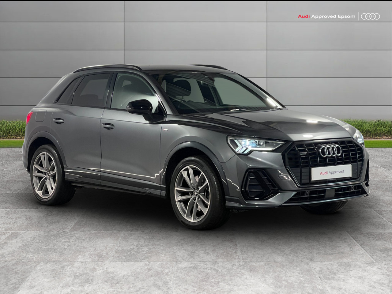 Main listing image - Audi Q3