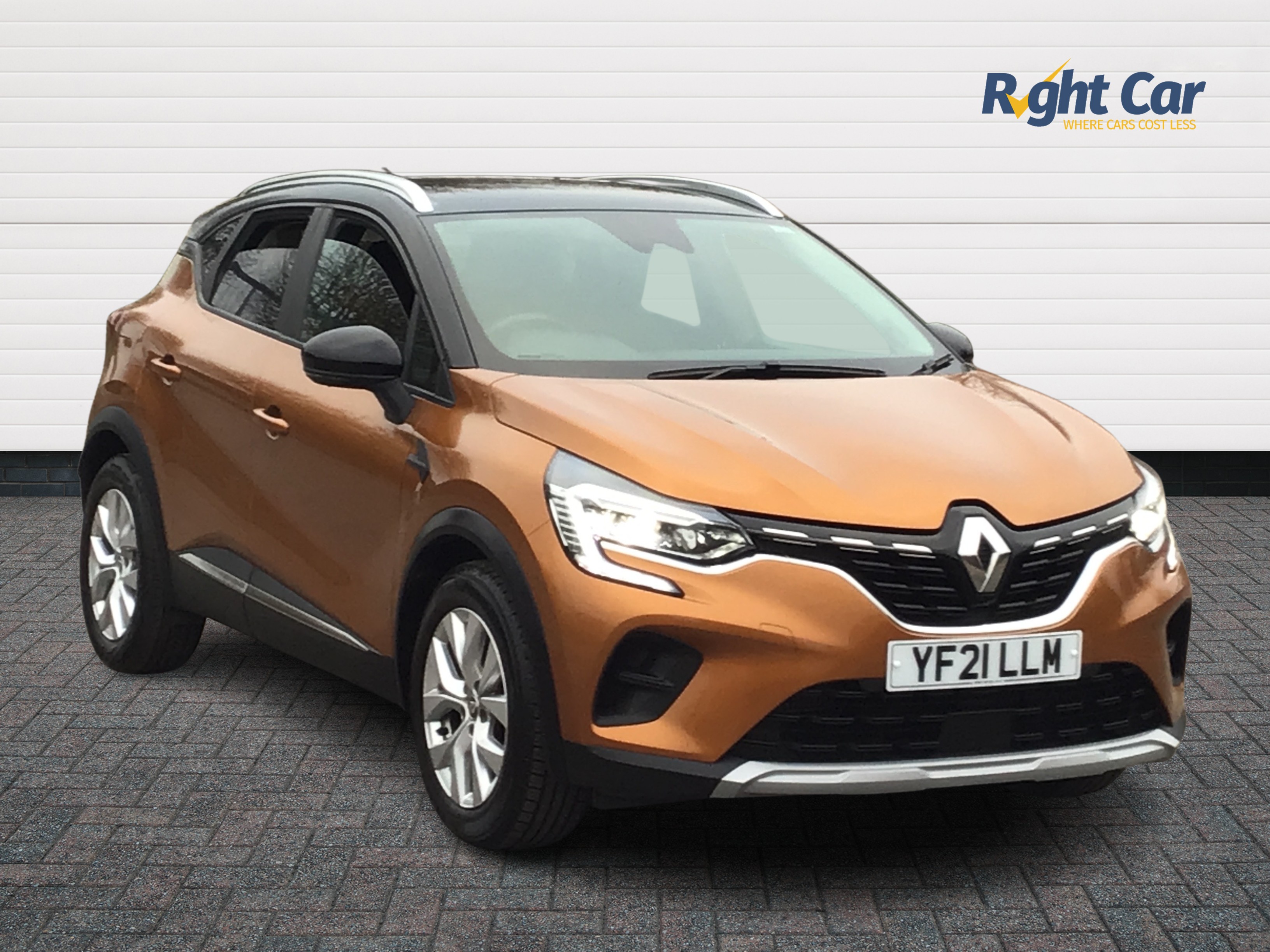 Main listing image - Renault Captur