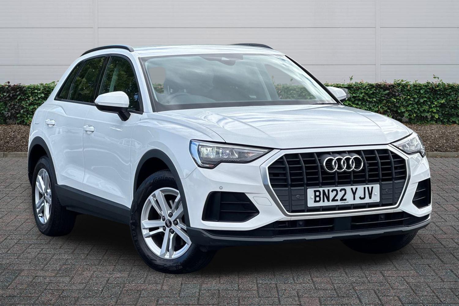 Main listing image - Audi Q3