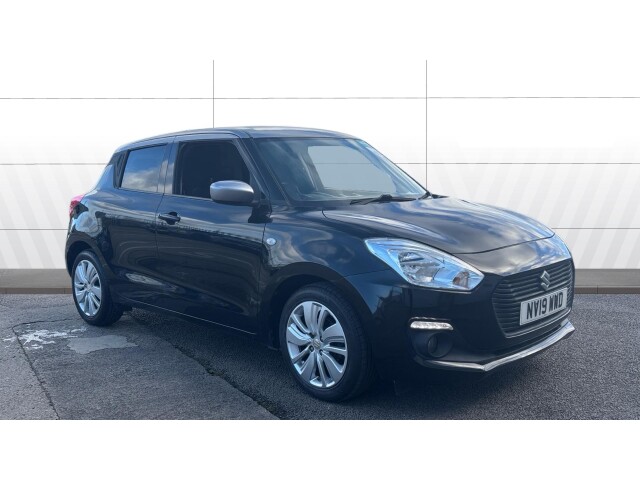 Main listing image - Suzuki Swift