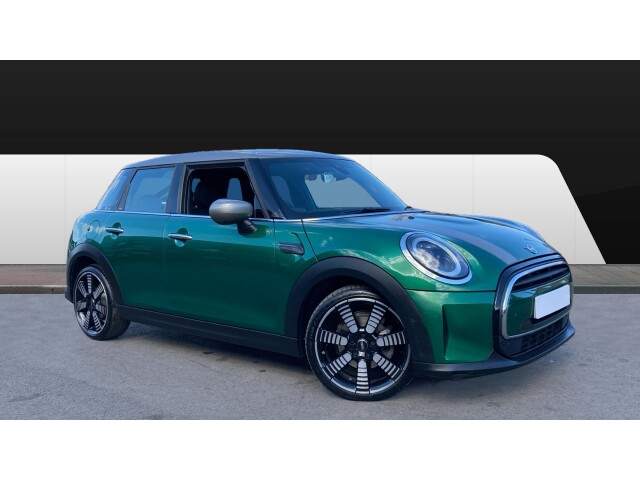 Main listing image - MINI Hatchback 5dr