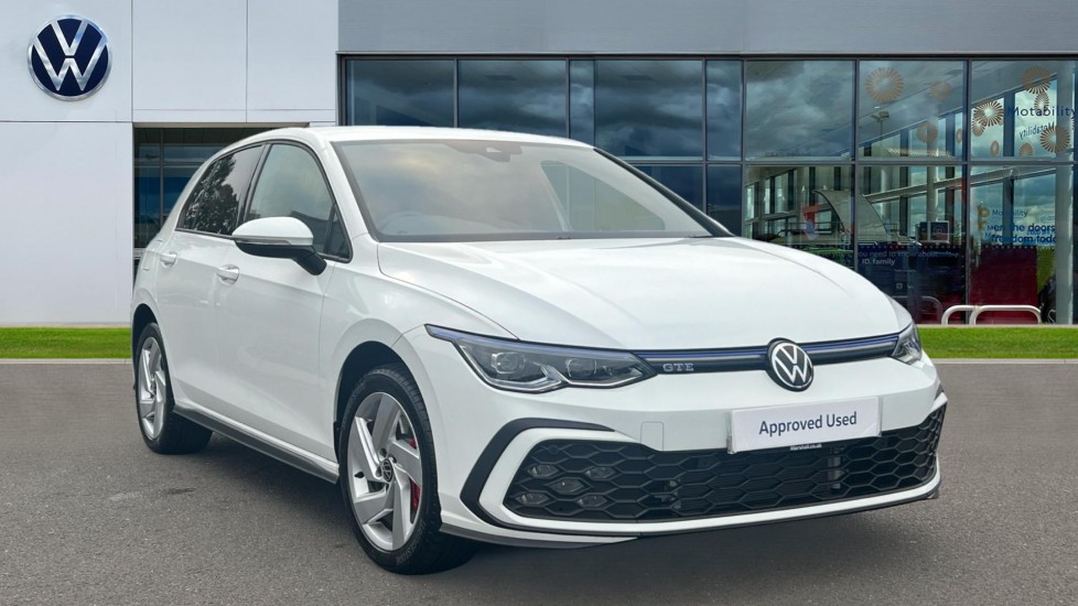 Main listing image - Volkswagen Golf