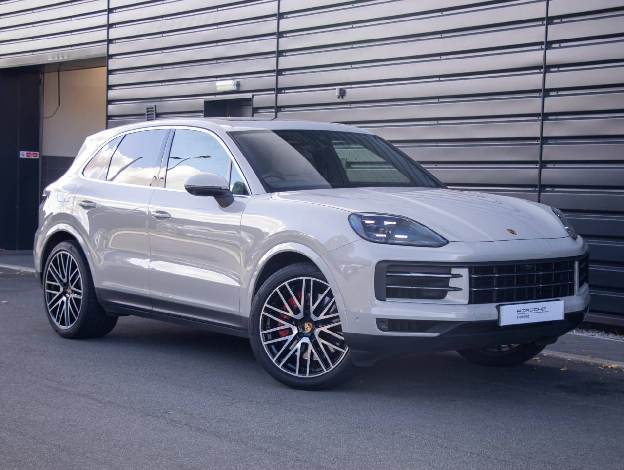 Main listing image - Porsche Cayenne