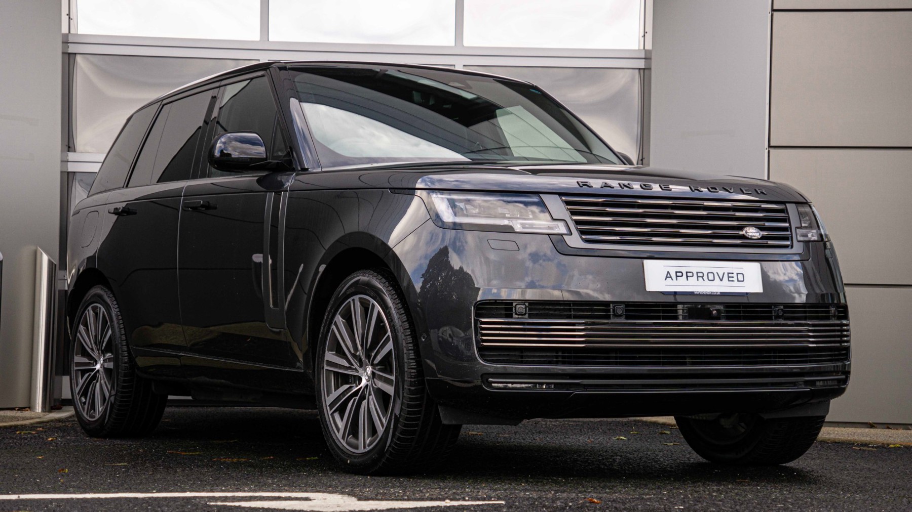 Main listing image - Land Rover Range Rover