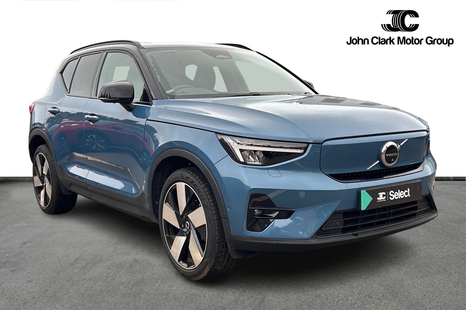 Main listing image - Volvo XC40 Recharge