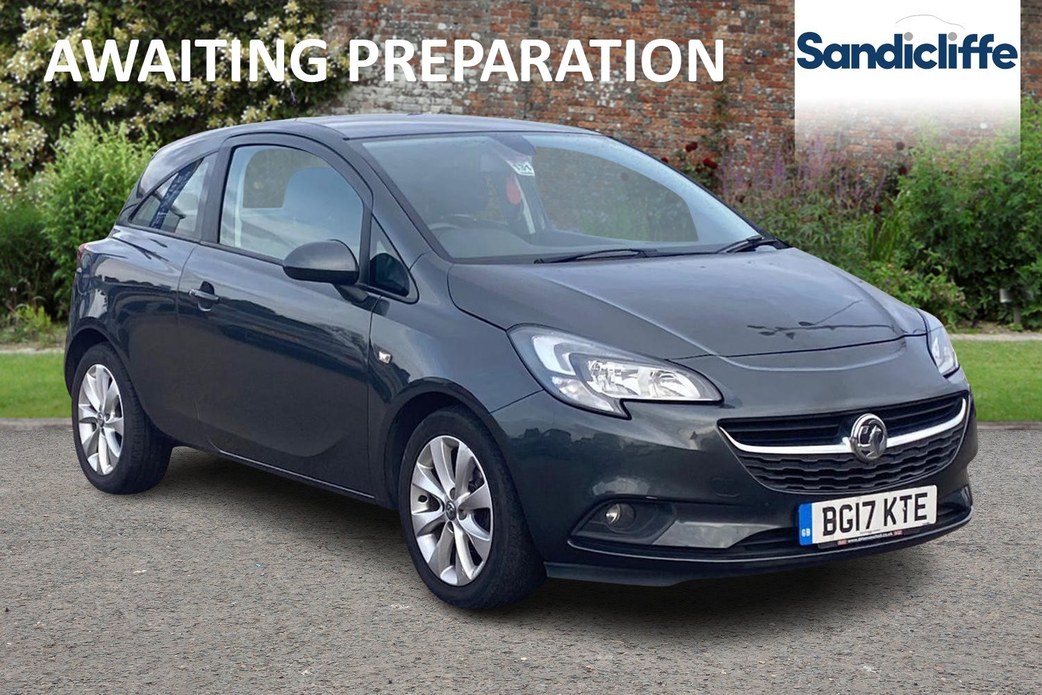 Main listing image - Vauxhall Corsa