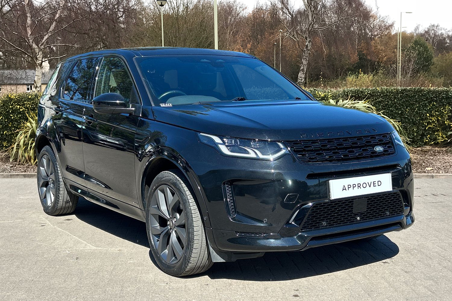 Main listing image - Land Rover Discovery Sport