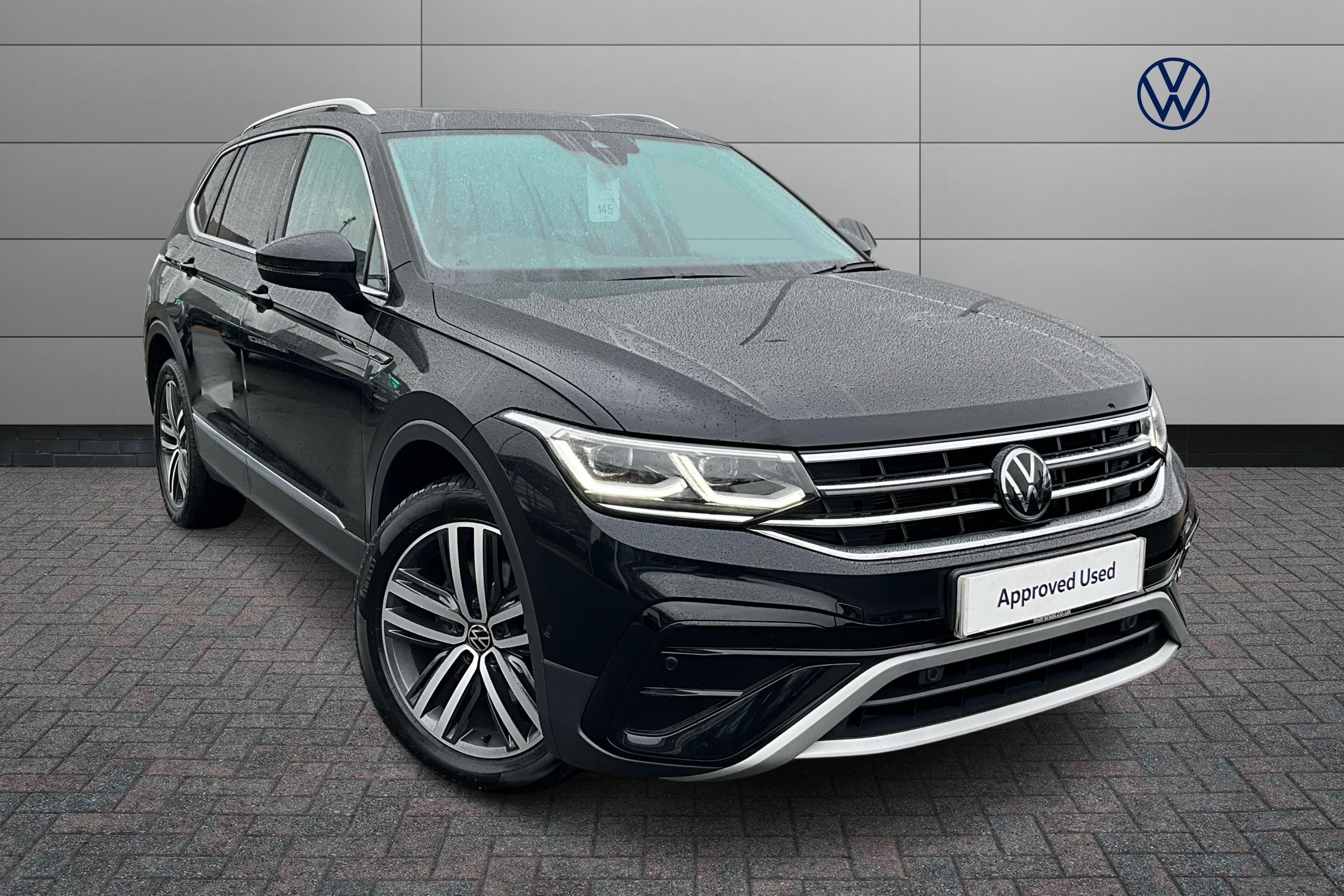 Main listing image - Volkswagen Tiguan Allspace