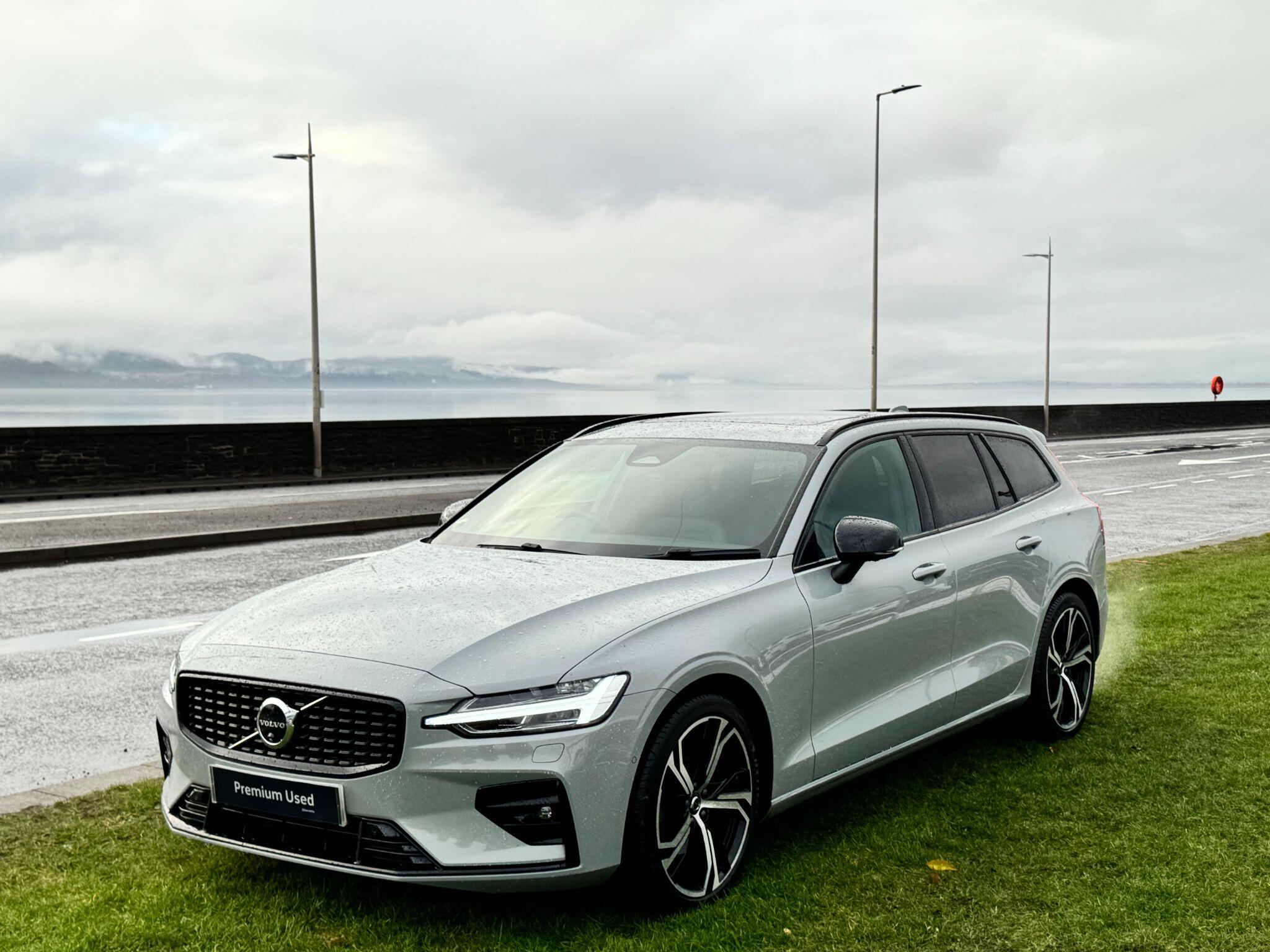 Main listing image - Volvo V60