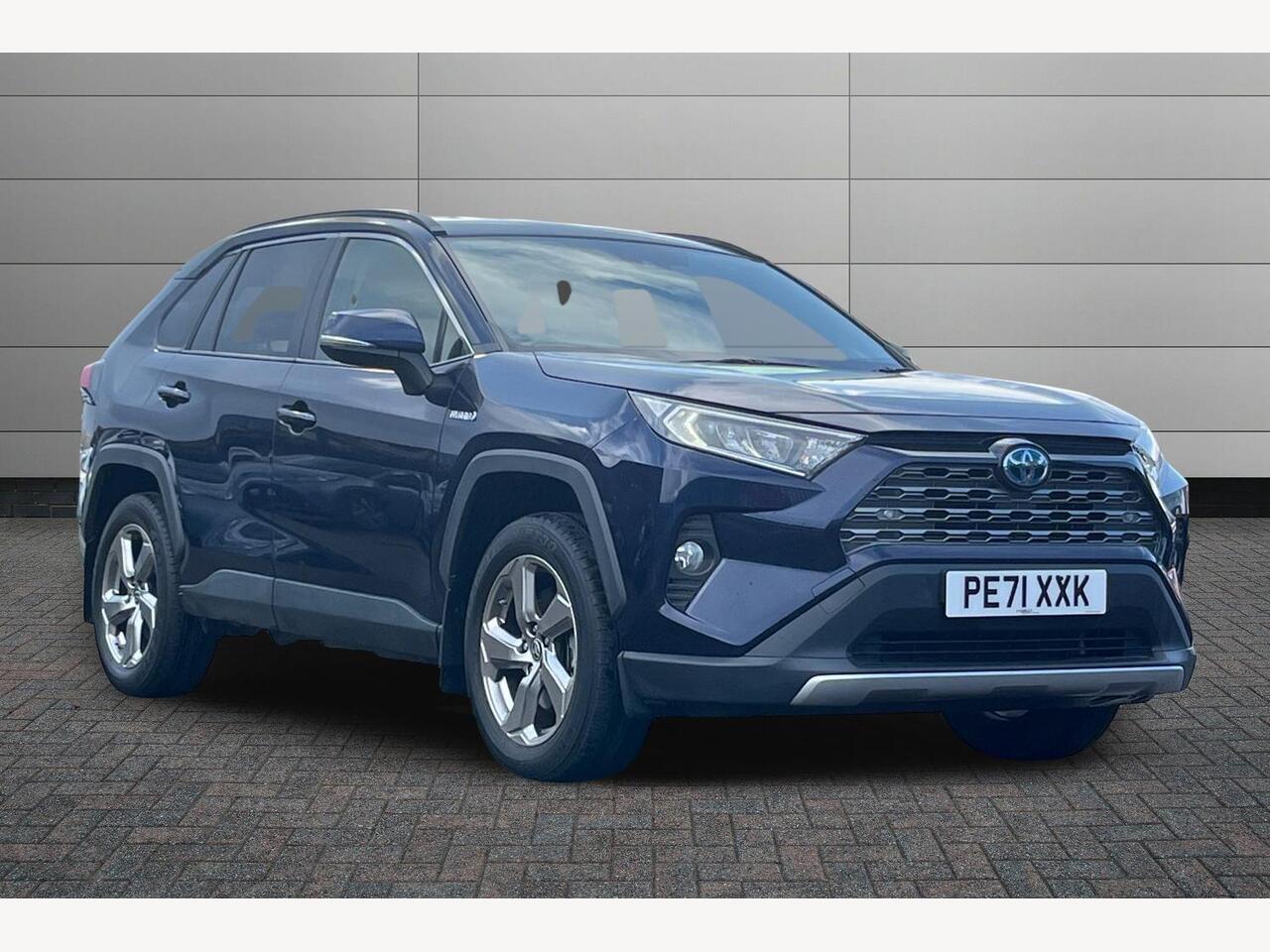 Main listing image - Toyota RAV4