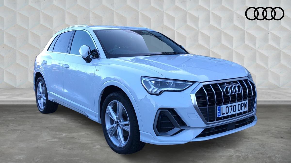 Main listing image - Audi Q3