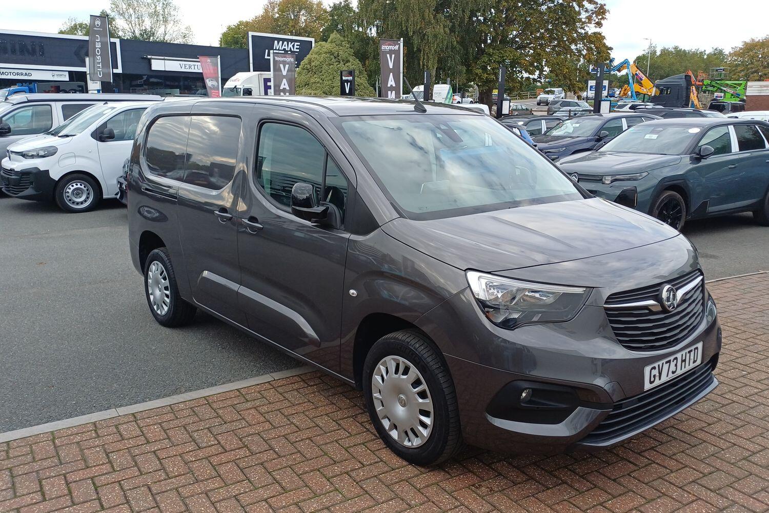 Main listing image - Vauxhall Combo Cargo