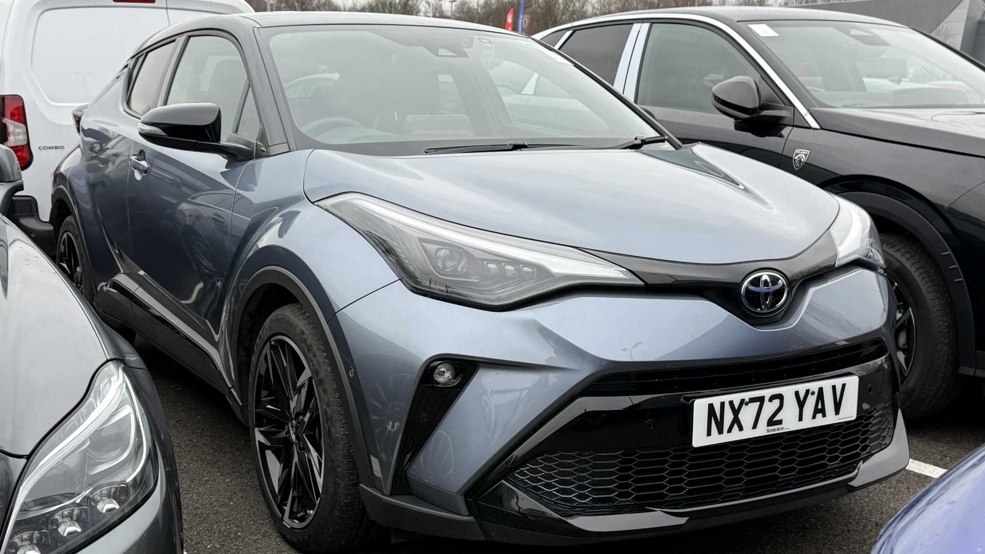 Main listing image - Toyota C-HR