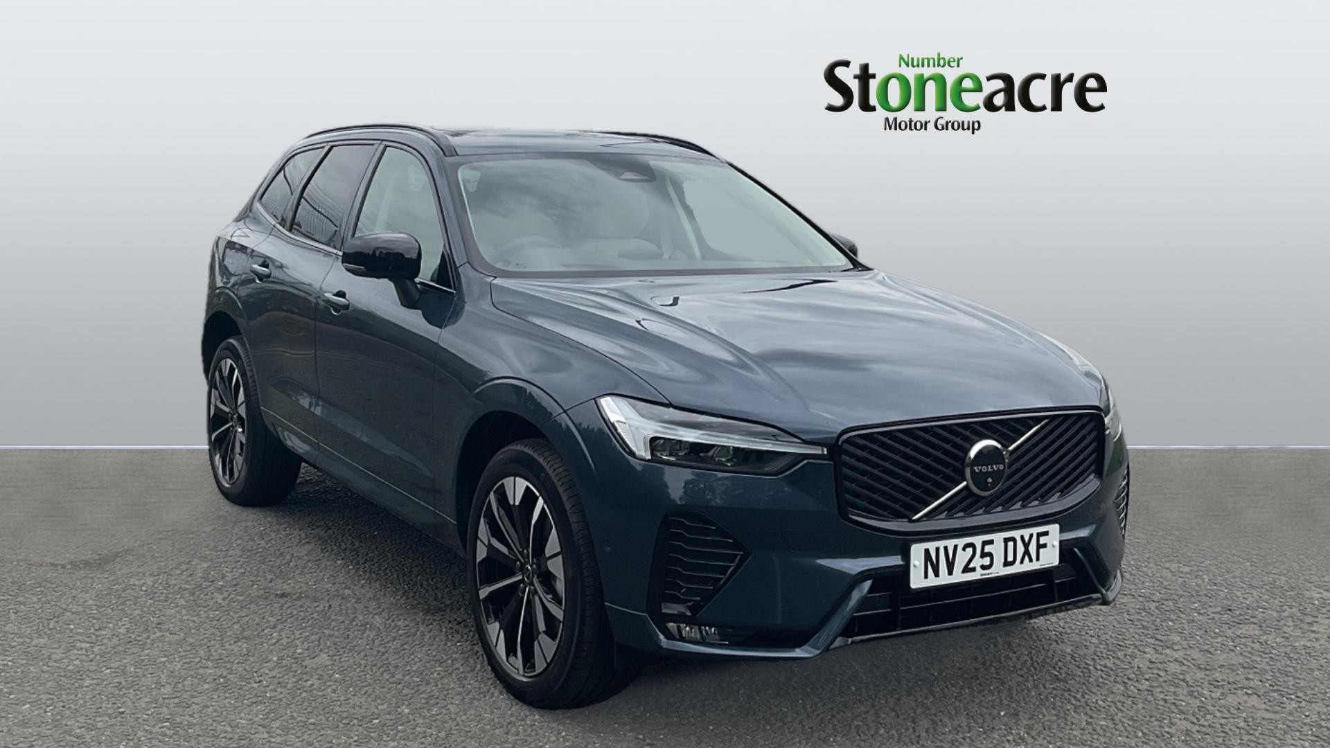 Main listing image - Volvo XC60