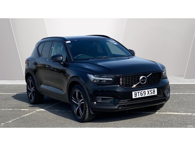 Main listing image - Volvo XC40