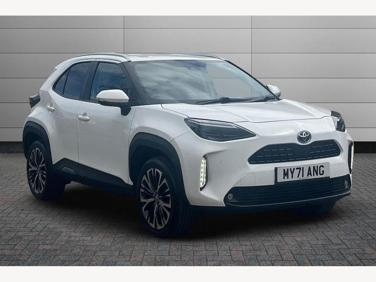 Main listing image - Toyota Yaris Cross