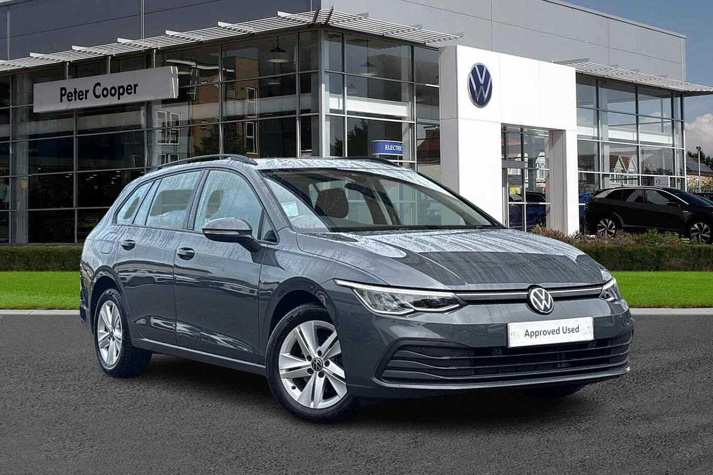 Main listing image - Volkswagen Golf Estate