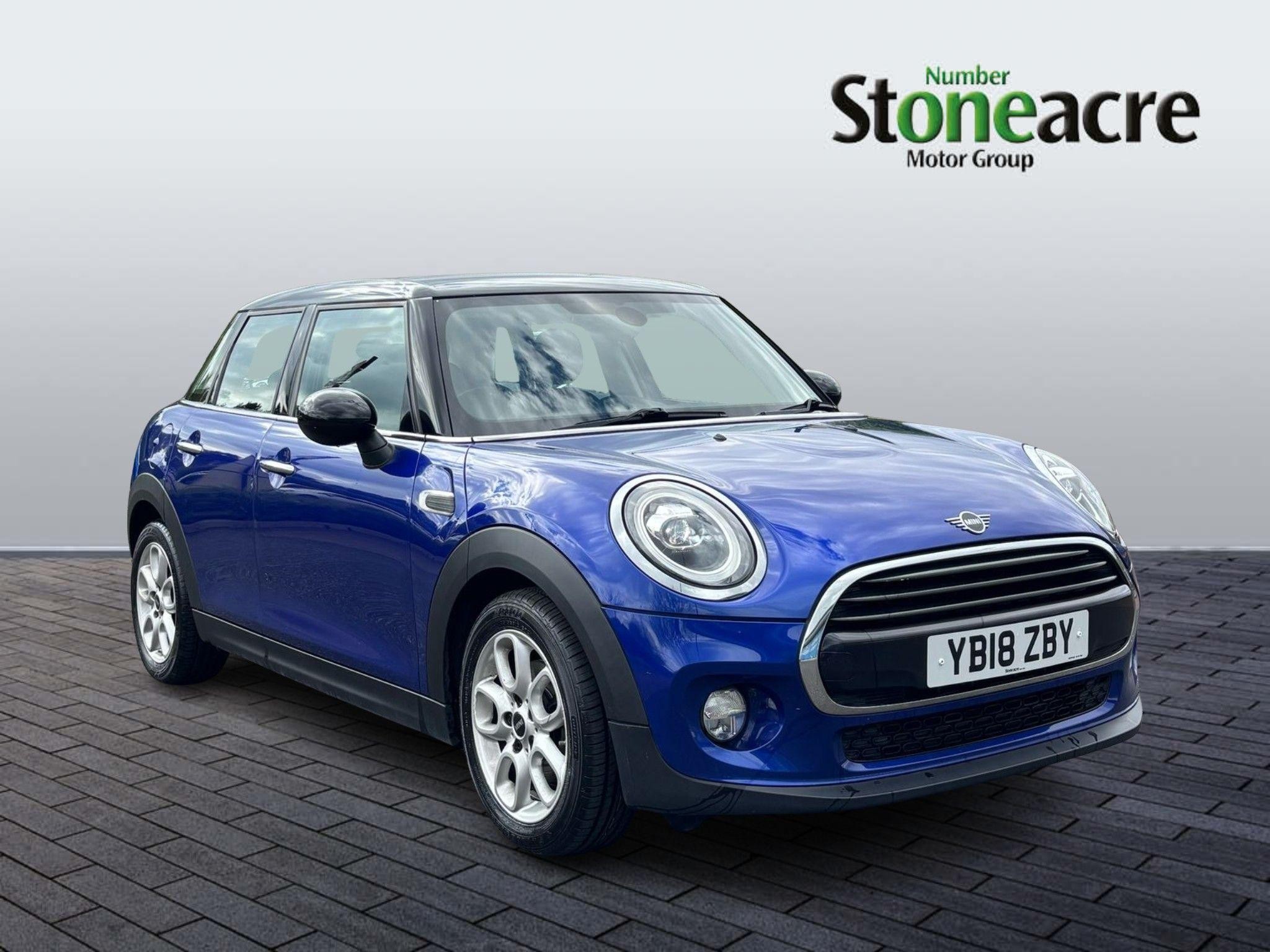 Main listing image - MINI Hatchback 5dr