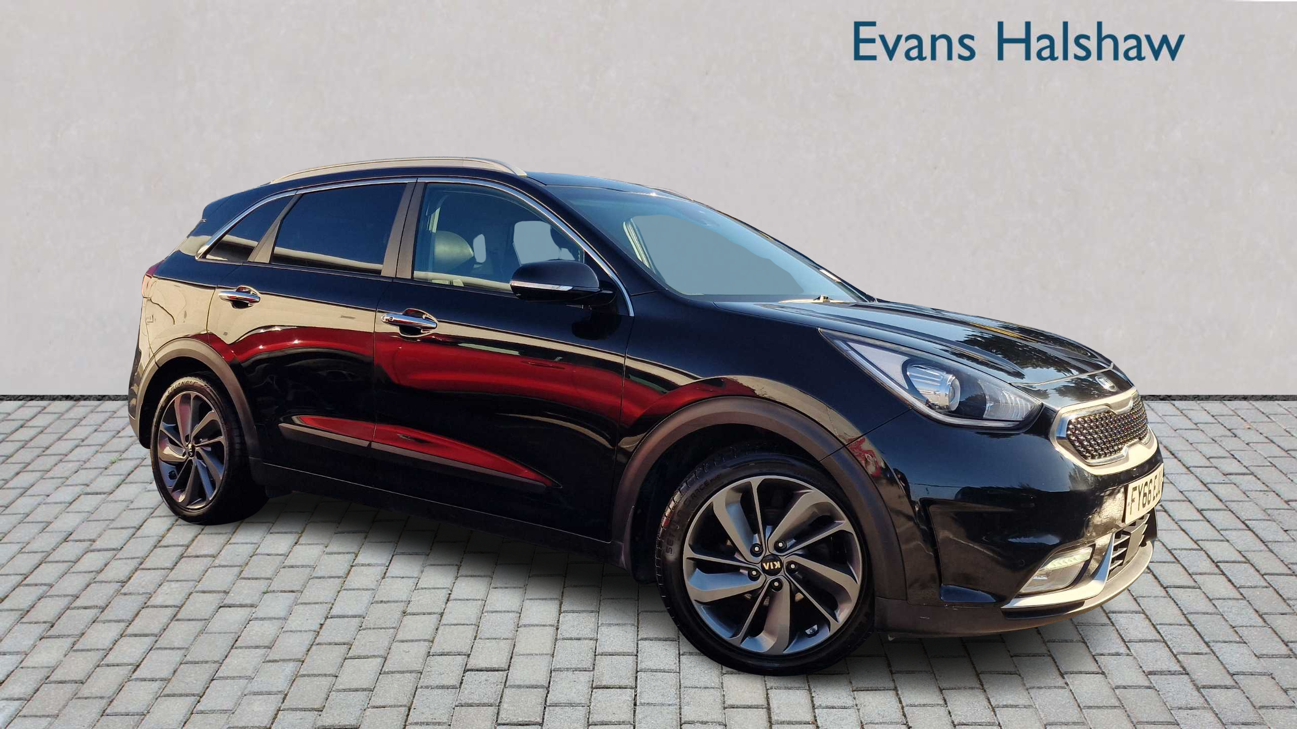 Main listing image - Kia Niro