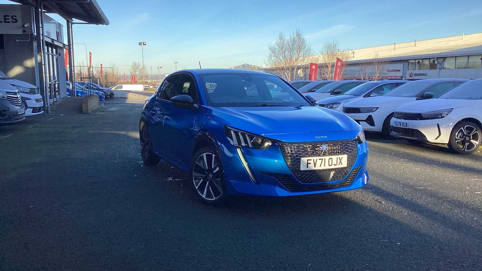 Main listing image - Peugeot 208