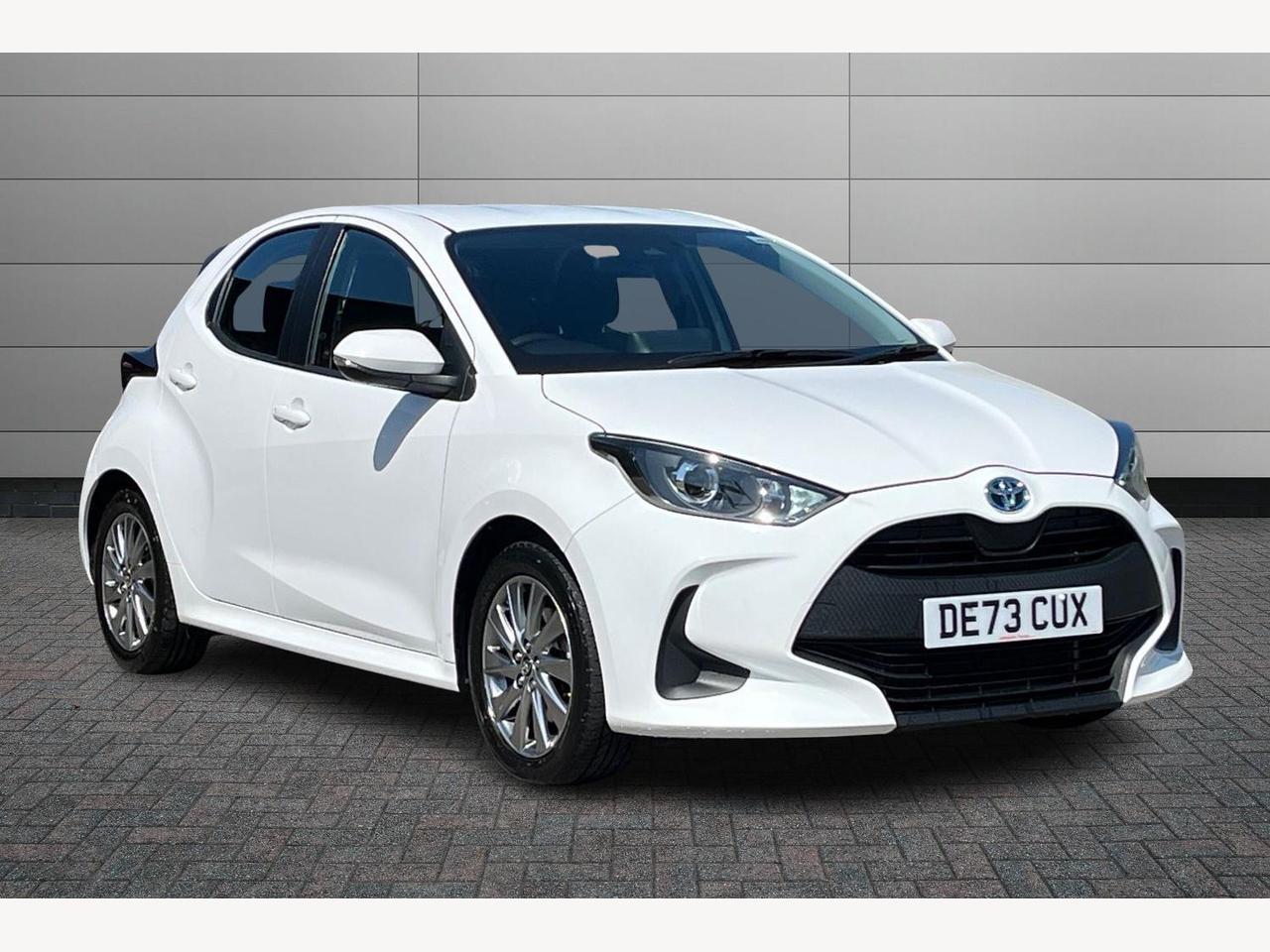 Main listing image - Toyota Yaris