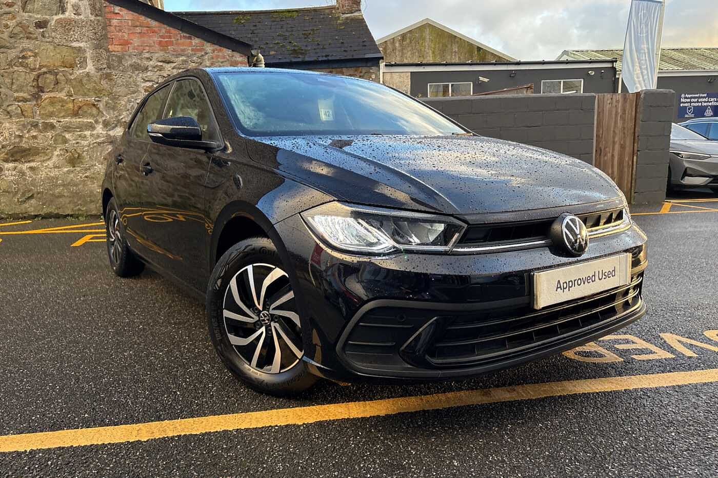 Main listing image - Volkswagen Polo